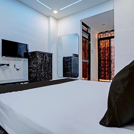 Hotel O White Palace Hotel 라즈콧 외부 사진