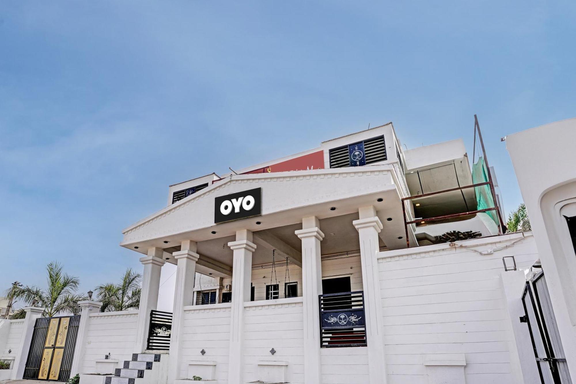 Hotel O White Palace Hotel 라즈콧 외부 사진